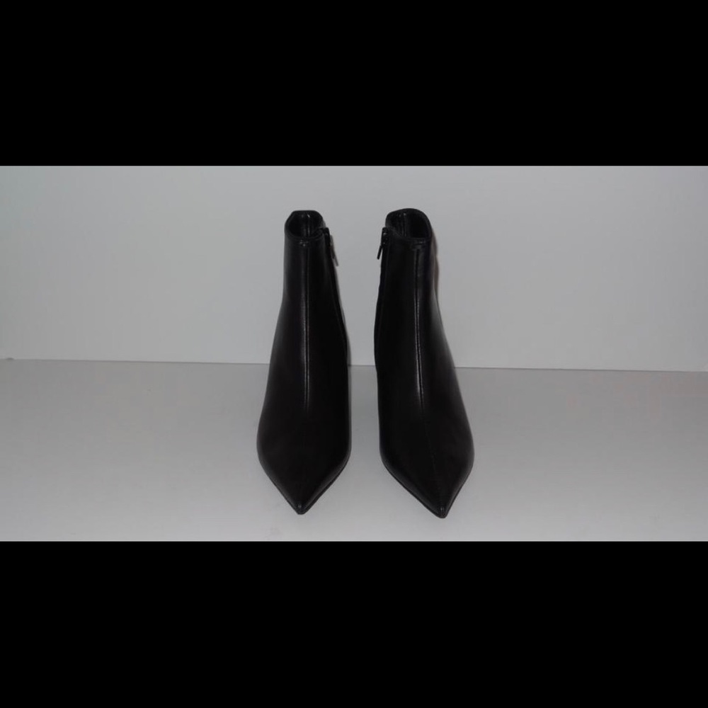 CELINE BLACK SOFT LAMBSKIN LEATHER ANKLE BOOTS 70 - Picture 2 of 8